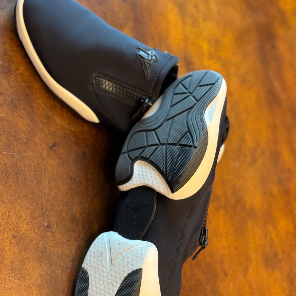 Zanotti shoes for sale. Mens 9